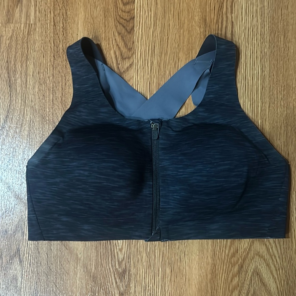 Lululemon heathered black zip front sports bra 34C